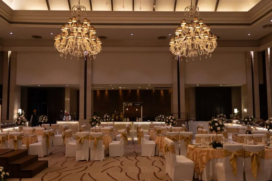 K RAHEJA VOCO MUMBAI POWAI HOTEL & CONVENTION CENTRE, Mumbai — Photo 1