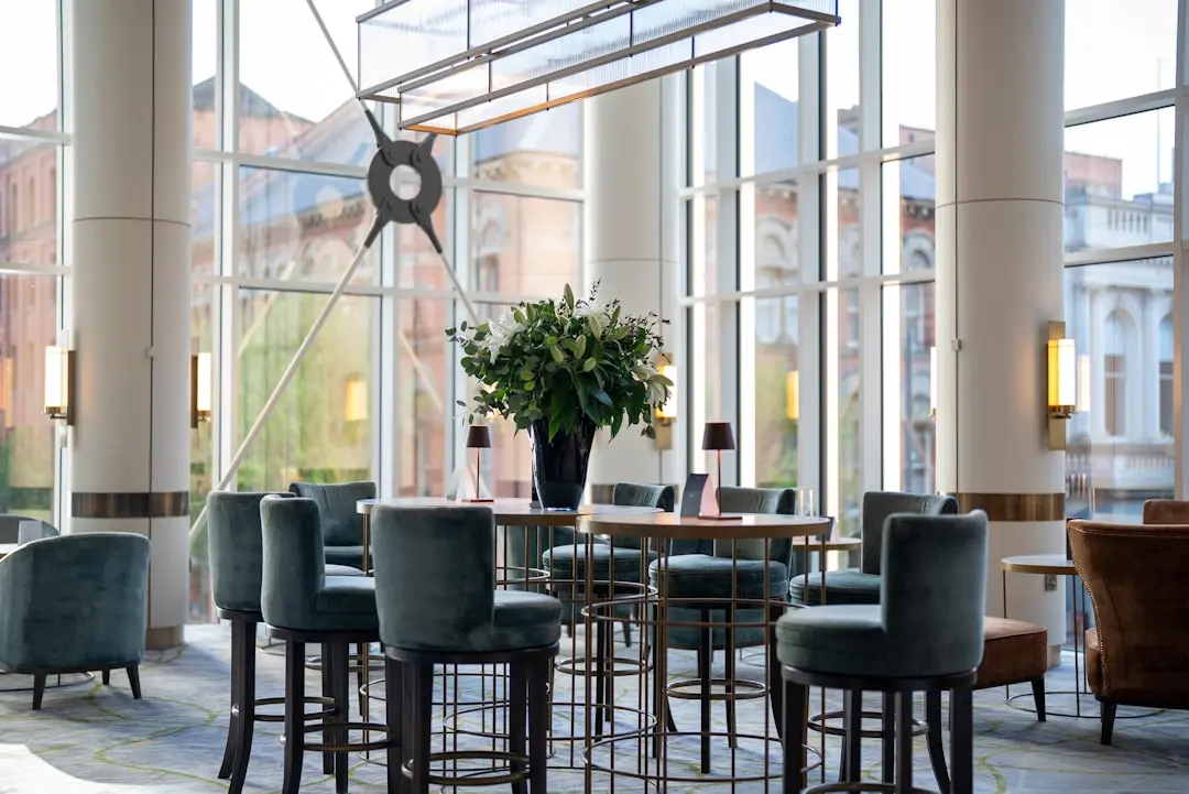 K RAHEJA VOCO MUMBAI POWAI HOTEL & CONVENTION CENTRE, Mumbai — Photo 4