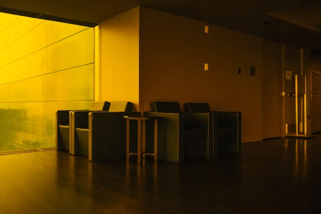 K RAHEJA HOLIDAY INN EXPRESS & SUITES MUMBAI POWAI, Mumbai — Photo 1